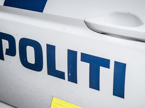 Politiet havde tidligere afspærret Vodroffs Tværgade og er i gang med at finde ud af, hvad der er sket. (Arkivfoto).