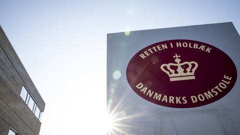 To mænd er ved Retten i Holbæk idømt fængsel på livstid for have lokket 18-årige Zobair Saidi i baghold og dræbt ham med fem skud. Retten fandt det bevist, at drabet skete som led i en konflikt mellem rockergruppen Bandidos og den lokale bande Vang-gruppen. De dømte nægter sig skyldige og ankede på stedet dommen til landsretten. (Arkivfoto).