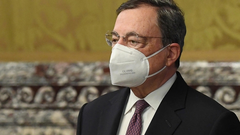 Det er ventet, at Italiens præsident, Sergio Mattarella, onsdag vil bede Mario Draghi (billedet) om at tage over som premierminister. (Arkivfoto)