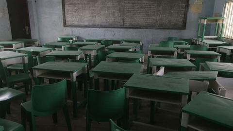 De hundredvis af unge piger blev i sidste uge bortført fra denne skole i det nordvestlige Nigeria.