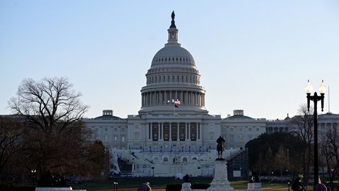 De fleste vælgere i USA mener ifølge en meningsmåling fra YouGov, at begivenhederne i Washington onsdag var en trussel mod demokratiet.