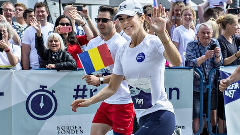 Kronprinsesse Mary deltog i Royal Run sidste år, hvor kronprins Frederik måtte melde afbud grundet en diskusprolaps. (Arkivfoto)