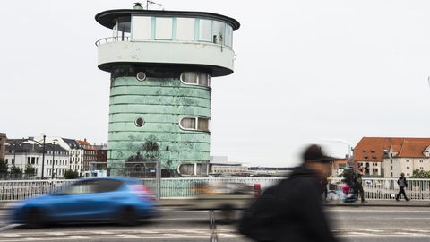 Det er muligt at køre til Christianshavn fra begge sider, men det er ikke muligt at passere fra Amager til Indre By via Christianshavn i bil. (Arkivfoto.)