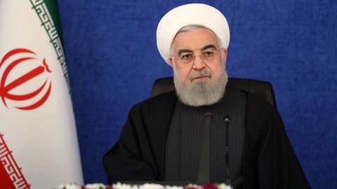 - Det vi så i USA i går aftes og i dag, viser hvor skrøbelige og sårbare vestlige demokratier er, siger Irans præsident, Hassan Rouhani, i en tv-transmitteret tale.