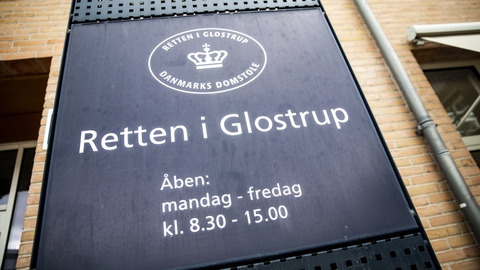 Ved Retten i Glostrup er en mand på 37 år blevet dømt for at svindle med coronahjælpepakkerne. (Arkivfoto)