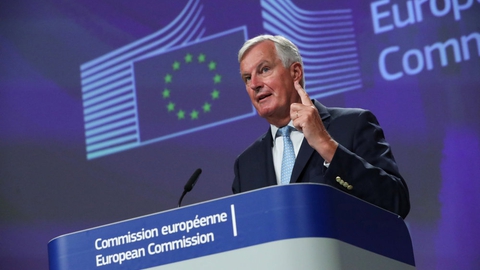 EU's chefforhandler, Michel Barnier, holder pressemøde efter en ny runde forhandlinger med sit britiske modstykke, David Frost.