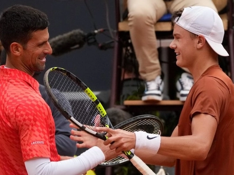 Foto: Novak Djokovic og Holger Rune