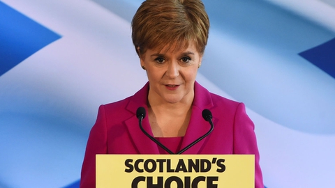 Skotterne sagde i 2014 nej til løsrivelse, men det forestående brexit giver anledning til en ny folkeafstemning, siger lederen af Det Skotske Nationalparti, Nicola Sturgeon.