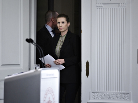 Statsminister Mette Frederiksen (S) vil ikke lade offentligheden få indblik i de intimiderende beskeder, hendes nærmeste rådgiver Martin Rossen har sendt til en kritisk journalist. (Foto: Philip Davali/Ritzau Scanpix)