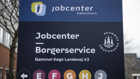 Antallet af nytilmeldte ledige stiger fortsat voldsomt. Det viser de seneste tal fra beskæftigelsesministeriet.