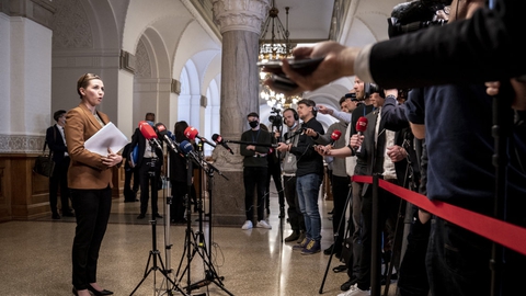 Sagen om børn med dansk tilknytning i syriske lejre presser i øjeblikket statsminister Mette Frederiksen (S) og regeringen. (Arkivfoto)