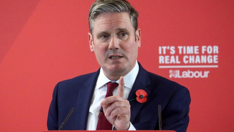 Labours brexit-ordfører, Keir Starmer, under valgkampen i december. Han har bred opbakning i partiet og betragtes som en forhåndsfavorit til at efterfølge Corbyn på posten som Labour-leder.