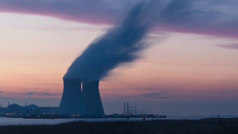 Atomkraftværk i Doel, Beveren i Belgien. (Foto: Frédéric Paulussen/Unsplash)