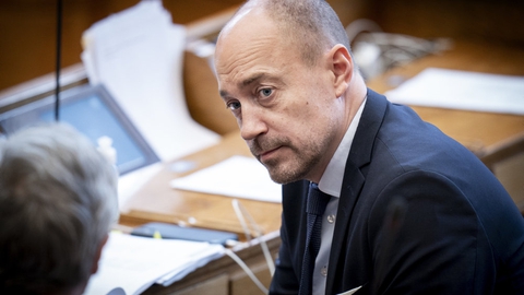 Sundhedsminister Magnus Heunicke (S) under møde i Salen om blandt andet forslag til epidemiloven.
