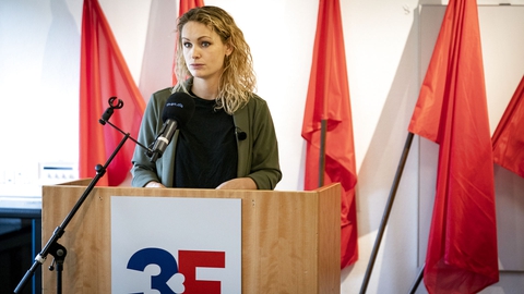 Pernille Skipper (Ø) holder 1. maj-taler under et lukket arrangement hos 3F i Kastrup, fredag den 1. maj 2020. (Foto: Niels Christian Vilmann/Ritzau Scanpix)