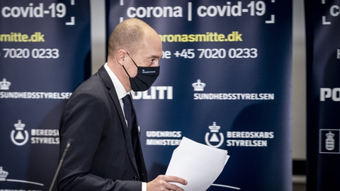 Det trækker op til, at sundhedsminister Magnus Heunicke (S) snart melder nye restriktioner ud i forhold til 17 hovedstadskommuner. (Arkivfoto)