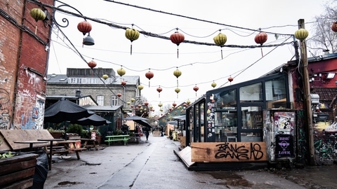 Der har siden 7. januar været opholdsforbud i Pusher Street og Green Light District på Christinia. Nu er Christinias hovedindgange også spærret af. (Arkivfoto)