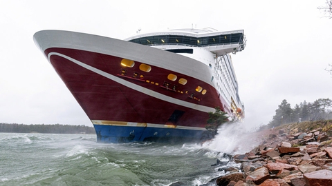 Et krydstogtskib med over 400 om bord gik lørdag på grund ved den finske øgruppe Åland ud for den svenske østkyst. Passagerfærgen "Grace" er fra Viking Lines.  

