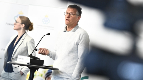 Anders Tegnell, statsepidemiolog, Folkhlsomyndigheten, oplyser torsdag, at antallet af dødsfald med coronasmittede er steget med 99 det seneste døgn.