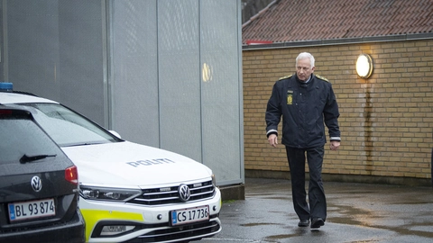 Hos Sydøstjyllands Politi har de ansatte ikke længere tillid til politidirektør Jørgen Abrahamsen, efter at politiledelsen valgte at nedlægge specialpatrulje i kølvandet på kritik i pressen. Nu har politiledelsen iværksat tilsyn med de ansattes opslag i politiets sagssystem for at undersøge, om de er foregået efter reglerne. (Arkiv).