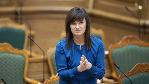 - Statskassen står tilbage med en regning på næsten 19 milliarder kroner, efter at regeringen alene har lyttet til sig selv, har tilbageholdt oplysninger for Folketinget og fordrejet fakta, siger den politiske ordfører for Venstre, Sophie Løhde, til Berlingske. (Arkivfoto.)