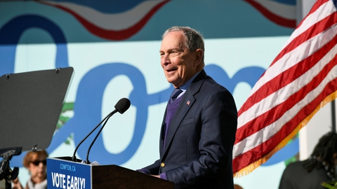 Den demokratiske præsidentkandidat Michael Bloomberg vil for alvor forsøge at bringe sig i spil til en nominering, når USA afvikler supertirsdag 3. marts i 14 stater.