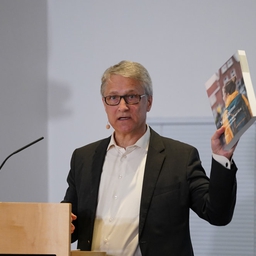 Ydelseskommissionens formand, Torben Tranæs, kunne mandag fortælle om kommissionens anbefalinger.