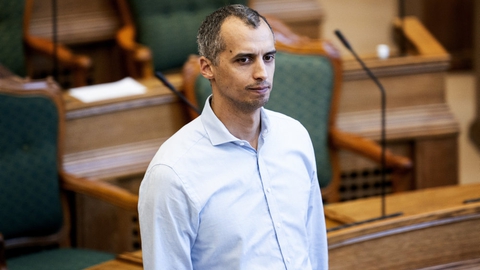 Integrationsminister Mattias Tesfaye (S) vil skærpe oplysningsarbejdet om risiko for coronasmitte blandt etniske minoriteter. (Arkivfoto)