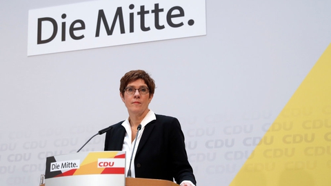 CDU's afgående formand, Annegret Kramp-Karrenbauer, har mandag ved et pressemøde meddelt, at partiets næste formand findes 25. april.