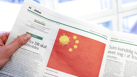 Satiretegning af Coronavirus på det kinesiske flag af Jyllands-Postens tegner Niels Bo Bojesen i Jyllands-Posten udgave mandag den 27. januar 2020. (Foto: Ida Marie Odgaard/Ritzau Scanpix)