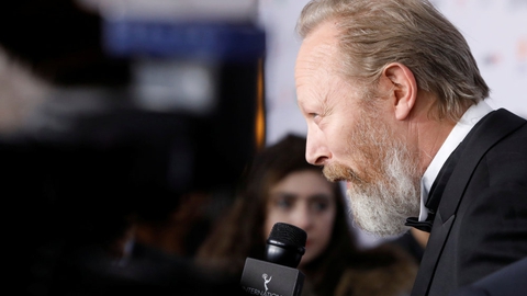 Skuespillerren Lars Mikkelsen bliver en af værterne, når DR i det nye år laver dramadokumentar om Danmark og Grønlands fælles historie. Miniserien ventes at få premiere i løbet af efteråret. (Arkivfoto).