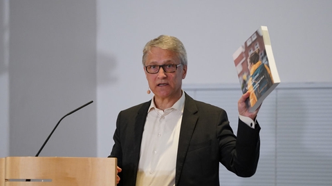 Ydelseskommissionens formand, Torben Tranæs, kunne mandag fortælle om kommissionens anbefalinger.