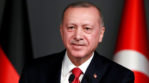 Erdogan vil genindføre en lov, som aktivister har kæmpet imod i årtier. Loven betragtes som grønt lys for voldtægter, børneægteskaber og seksuelle overgreb. (Foto: Umit Bektas/Reuters/Ritzau Scanpix)