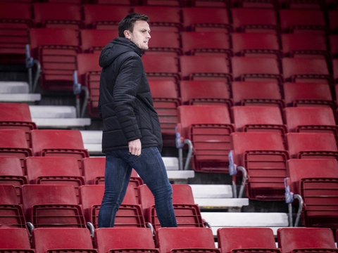 Wiliam Kvist kan ikke sende cheftræner Jess Thorup og spillertruppen på træningslejr i Portugal.