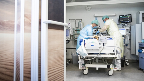 Antallet af indlagte med coronavirus er mere end halveret i løbet af februar. 1. februar var 546 indlagt med coronavirus på de danske hospitaler. (Arkivfoto).