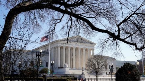 USA's højesteret i Washington D.C. har fredag afvist et søgsmål fra delstaten Texas støttet af blandt andre præsident Donald Trump om at ugyldiggøre valgresultater til fordel for Joe Biden.