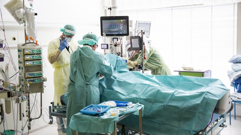 Mens antallet af indlagte med coronavirus i Danmark falder med tre siden opgørelsen i går, stiger antallet af dem, der er indlagt på intensiv, og dem, der er lagt i respirator, en smule. (Arkivfoto).