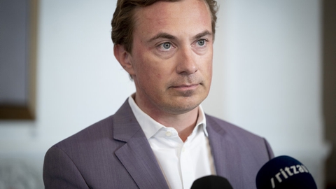 Klimaordfører Morten Messerschmidt (DF) skal formentlig bruge det meste af sin søndag aften inde i Finansministeriet til klimaforhandlinger. (Arkivfoto)