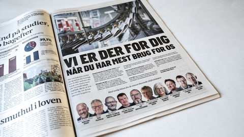  Vi er der, når du har mest brug for os, lyder det fra Danmarks lokale dagblade i en fælles annonce, her i Nordjyske på side 5, onsdag den 25. marts 2020. Krisen kradser hos de regionale aviser, som også mærker effekten af coronaudbruddet. Derfor er dagbladene i Danmarks ni lokale mediehuse og det danske mindretals avis i Nordtyskland, Flensborg Avis, gået sammen om at have en fælles annonce onsdag. (Foto: Henning Bagger/Ritzau Scanpix)