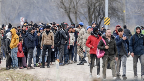 Frygt for en massiv migrationsstrøm op gennem Europa er en del af baggrunden for, at Danmark tilbyder at sende et Challenger-overvågningsfly samt at yde hjælp til Grækenland og Bulgarien. (Arkivfoto)