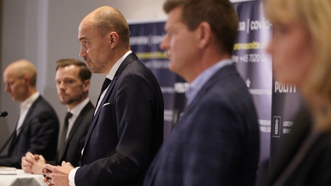 Sundhedsminister Magnus Heunicke (S) har torsdag meddelt, at 31 nye kommuner tilføjes listen over kommuner, der er ramt af skærpede restriktioner. I forvejen var 38 kommuner på listen.