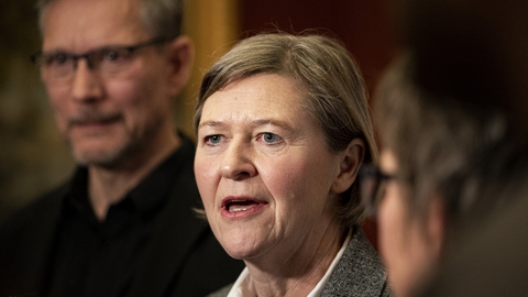 Alternativets leder, Josephine Fock, fik tirsdag aften på et møde i partiets hovedbestyrelse fuld opbakning efter anonyme beskyldninger om, at hun skulle være voldsom over for kolleger. (Arkivfoto)