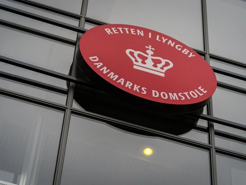 Mandag behandler Retten i Lyngby en sag, hvor en 61-årig læge er tiltalt for uagtsomt manddrab af en kvinde før en hofteoperation. (Arkivfoto).