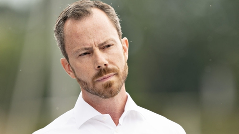 Den 16. september blev Venstres formand, Jakob Ellemann-Jensen, opereret for to diskusprolapser, men kroppen er endnu ikke helt klar, og derfor deltager han ikke i Folketingets åbningsdebat tirsdag, skriver han på sociale medier. (Arkivfoto)
