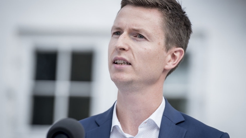 Politisk ordfører Jesper Petersen (S) forstår ikke kritik fra Venstre, og han håber på aftale torsdag aften om den videre genåbning af samfundet. (Arkivfoto).