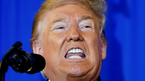 USA's præsident, Donald Trump, kommenterer i tale til politiet i Nevada en fængselsdom tidligere torsdag til hans rådgiver Roger Stone.