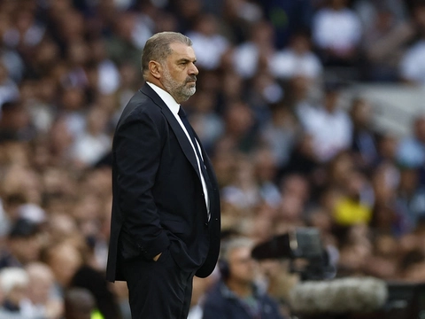 Tottenham-manager Ange Postecoglou vil ikke som hans Liverpool-modpart Jürgen Klopp have kampen i sidste weekend spillet om. (Arkivfoto).