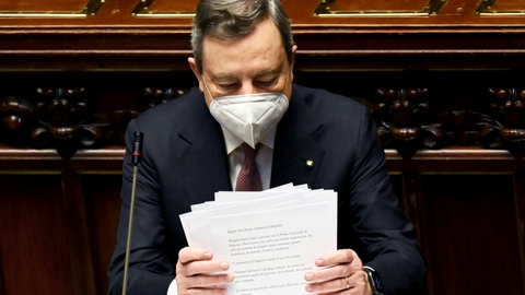 Mario Draghi siger mandag, at genopretningsplanen vil hjælpe med at "reparere økonomien og den sociale skade" forårsaget af pandemien.