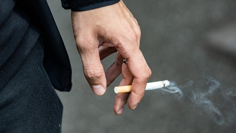Toldstyrelsen ved godt, at der slipper smuglercigaretter gennem deres kontrol. Og det er klart, at det illegale marked vokser, når det med afgiftsstigningerne er blevet dyrere at købe cigaretter i Danmark, lyder det fra styrelsen. (Arkivfoto).