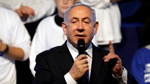 Netanyahu har også godkendt nye bosættelser med tusinder af hjem i Givat Hamatos, som ligger ved siden af det overvejende palæstinensiske område Beit Safafa.